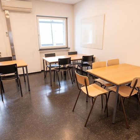 Stadthaus Seeblick G5 - Hostel フリードリヒスハーフェン エクステリア 写真